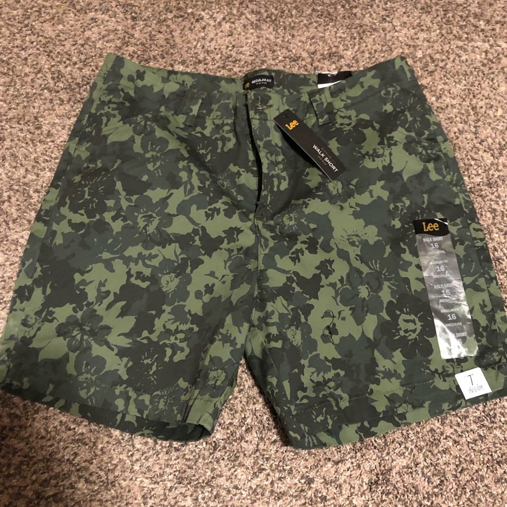 Lee walk shorts